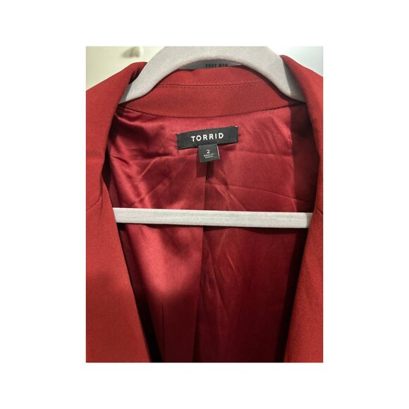 LIKE NEW Torrid Studio Crepe Long Line Blazer Plus Size 2x Jester Red - Picture 7 of 8